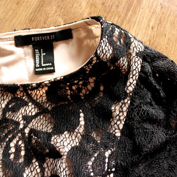 Forever 21 Nude and Black Lace Dress Small - Picture 4 of 4
